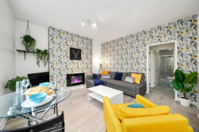 FRESH Contemporary Plymouth Apartment